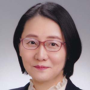 松方冬子（東京大学史料編纂所教授）